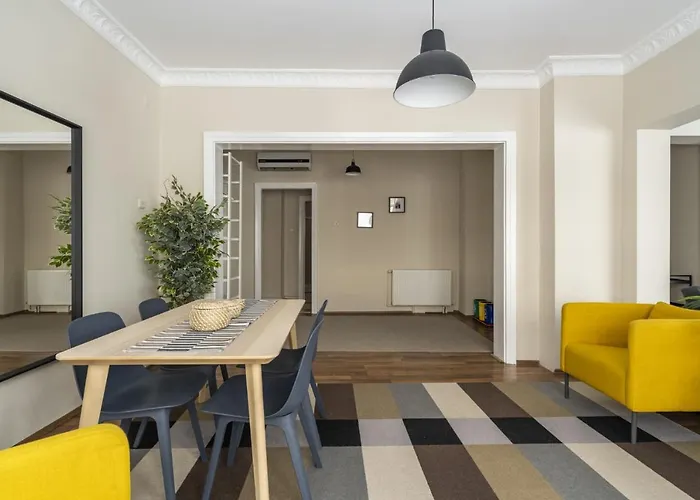 Modern Flat Near Popular Attractions In Beyoglu 公寓