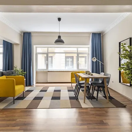 Modern Flat Near Popular Attractions In Beyoglu Apartment